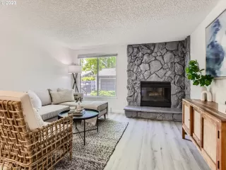 Photo #3: 23226060 Listing 