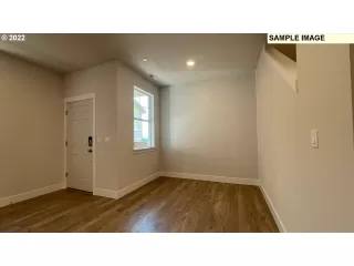 Photo #6: 23227853 Listing