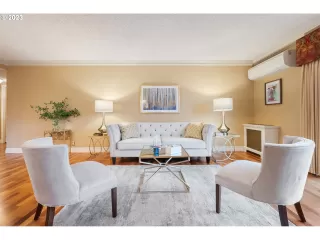 Photo #6: 23227983 Listing