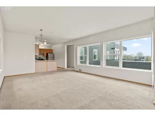 Photo #2: 23229211 Listing