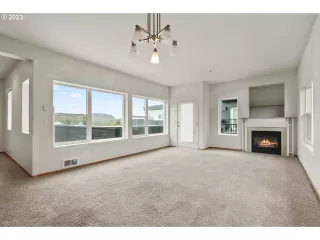 Photo #3: 23229211 Listing