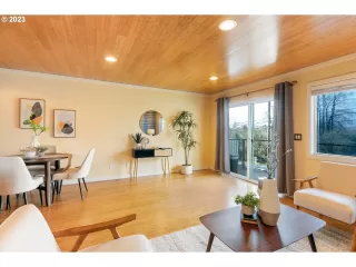 Photo #6: 23229802 Listing