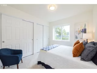 Photo #2: 23231764 Listing