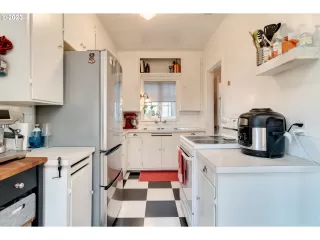 Photo #3: 23232659 Listing 