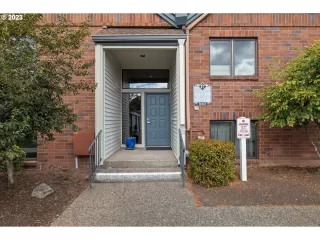 Photo #1: 23233336 Listing 