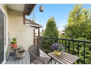 Photo #6: 23234400 Listing 