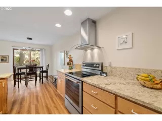 Photo #3: 23235008 Listing 