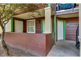 Photo #2: 23235340 Listing 