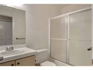 Photo #2: 23236342 Listing 