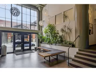 Photo #3: 23236534 Listing 