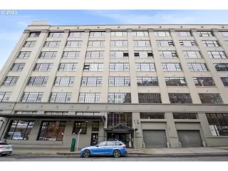 Photo #4: 23236534 Listing 