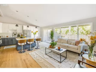 Photo #6: 23237054 Listing 