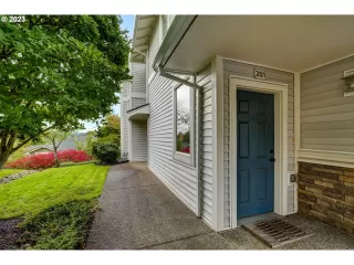 Photo #4: 23239225 Listing