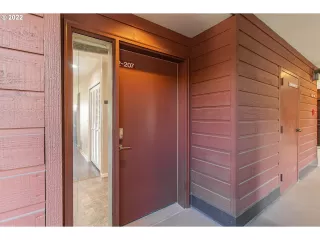 Photo #1: 23239854 Listing