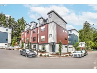 Photo #1: 23242134 Listing