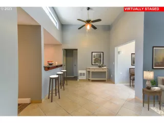 Photo #5: 23243207 Listing