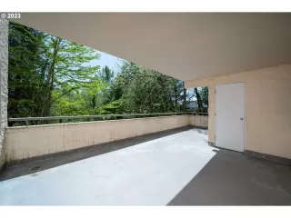 Photo #3: 23245420 Listing