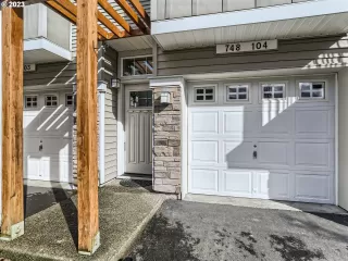 Photo #2: 23246146 Listing