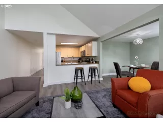 Photo #4: 23246247 Listing 