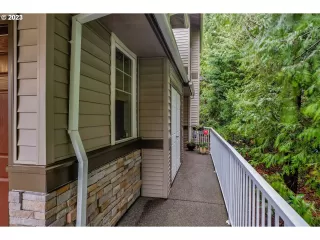 Photo #2: 23246505 Listing