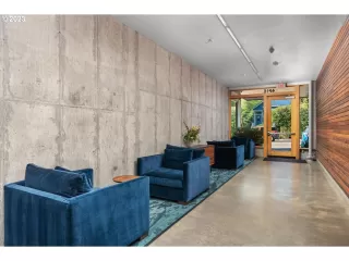 Photo #1: 23247721 Listing