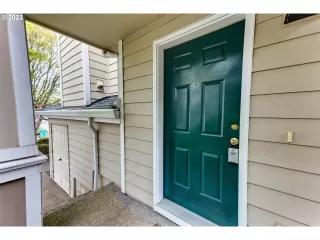 Photo #2: 23247996 Listing 