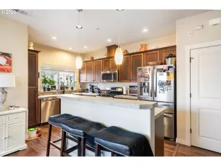 Photo #1: 23250018 Listing