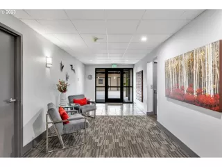 Photo #4: 23250025 Listing 