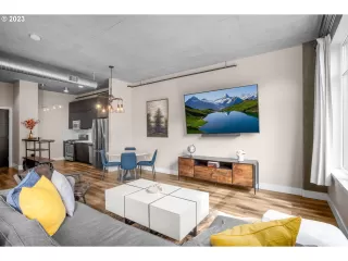 Photo #5: 23252113 Listing