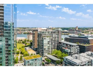 Photo #6: 23252113 Listing