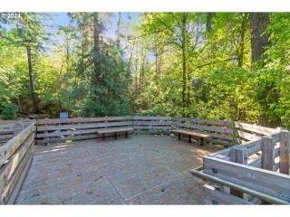 Photo #6: 23252331 Listing