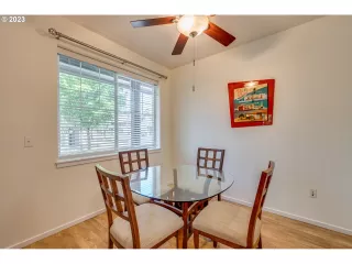 Photo #6: 23252346 Listing 