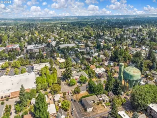Photo #4: 23254707 Listing 