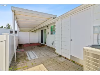 Photo #1: 23255834 Listing