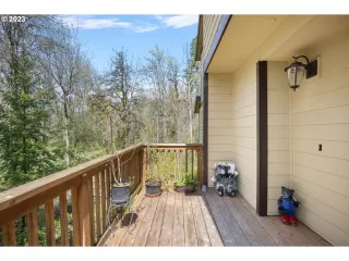 Photo #2: 23256280 Listing 