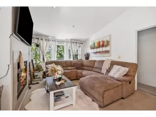 Photo #2: 232567276 Listing 