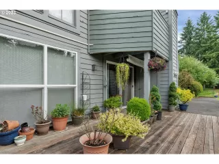 Photo #5: 23257955 Listing 