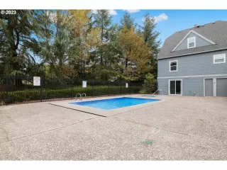 Photo #6: 23258659 Listing