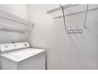 Photo #3: 23259210 Listing