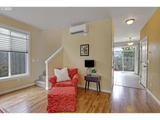 Photo #4: 23259249 Listing 