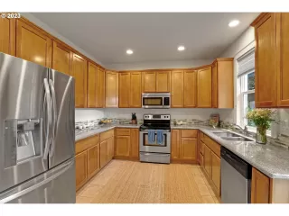 Photo #5: 23259249 Listing 