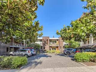 Photo #1: 23259323 Listing