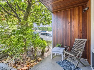 Photo #4: 23259323 Listing