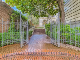 Photo #1: 23260511 Listing 