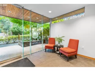 Photo #1: 23260653 Listing