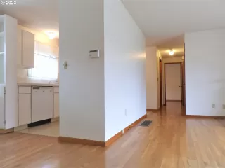 Photo #1: 23262151 Listing 