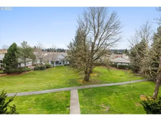 Photo #5: 23265075 Listing