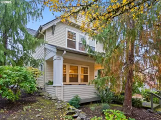 Photo #4: 23265456 Listing