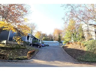 Photo #2: 23265534 Listing 