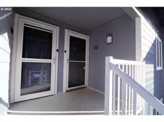 Photo #6: 23265534 Listing 